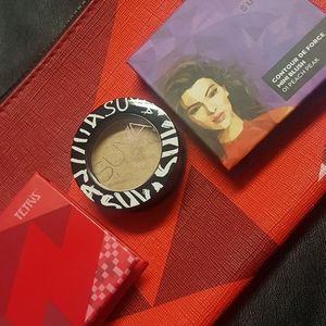 Paquete de blush,eyeshadow,blue, shimmer eyeshadow